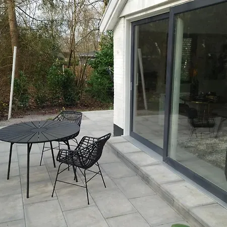 Relaxed Luxe Boszichthuisje Met Jacuzzi Bospark Ijsselheide Hattemerbroek