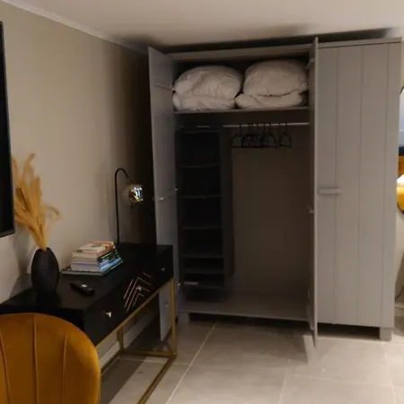 Relaxed Luxe Boszichthuisje Met Jacuzzi Bospark Ijsselheide Vakantiehuis *