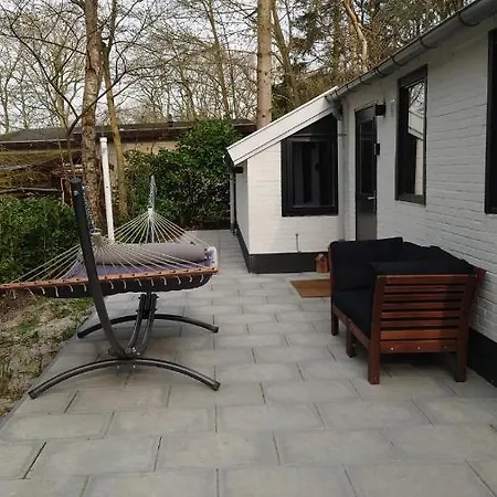 Relaxed Luxe Boszichthuisje Met Jacuzzi Bospark Ijsselheide Hattemerbroek